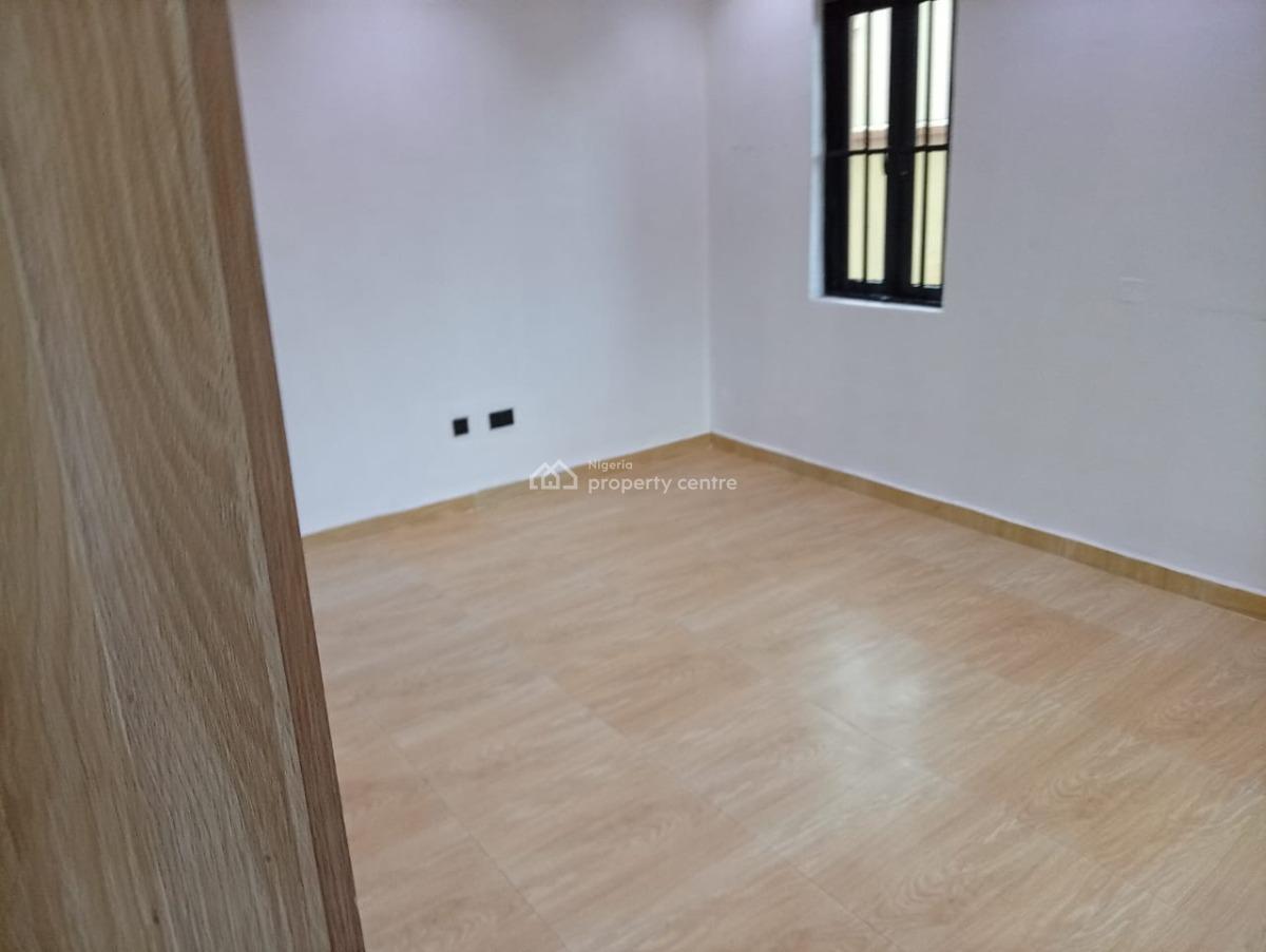 Well Furnished 3 Bedroom Apartment, Off Admiralty Way, Lekki Phase 1, Lekki, Lagos, Flat / Apartment for Rent