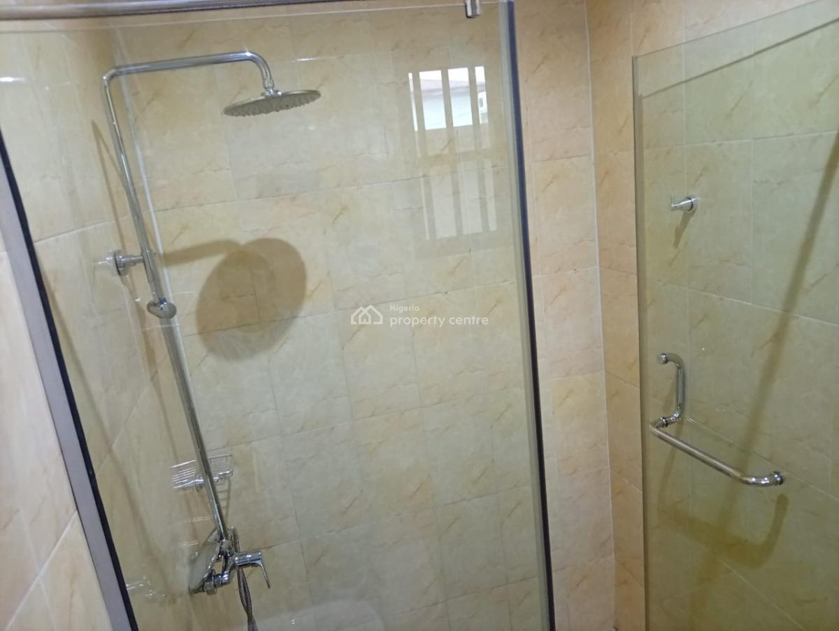 Well Furnished 3 Bedroom Apartment, Off Admiralty Way, Lekki Phase 1, Lekki, Lagos, Flat / Apartment for Rent