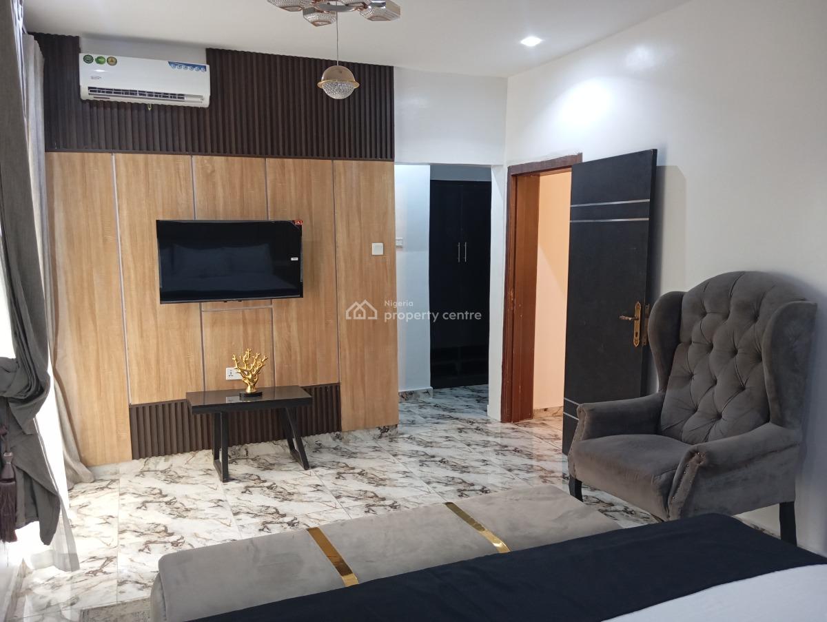 a Deluxe 3-bedroom Duplex with Wifi, Netflix Etc, Off Isaac John Street Ikeja G.r.a, Ikeja Gra, Ikeja, Lagos, Terraced Duplex Short Let