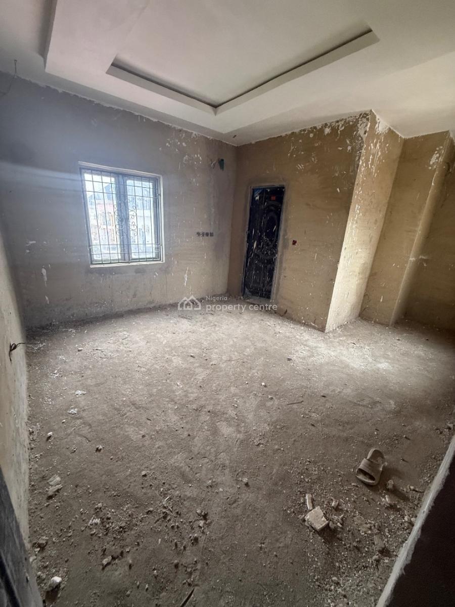 a Standard Distressed Offer, Fo1 Layout, Kubwa, Abuja, Flat / Apartment for Sale