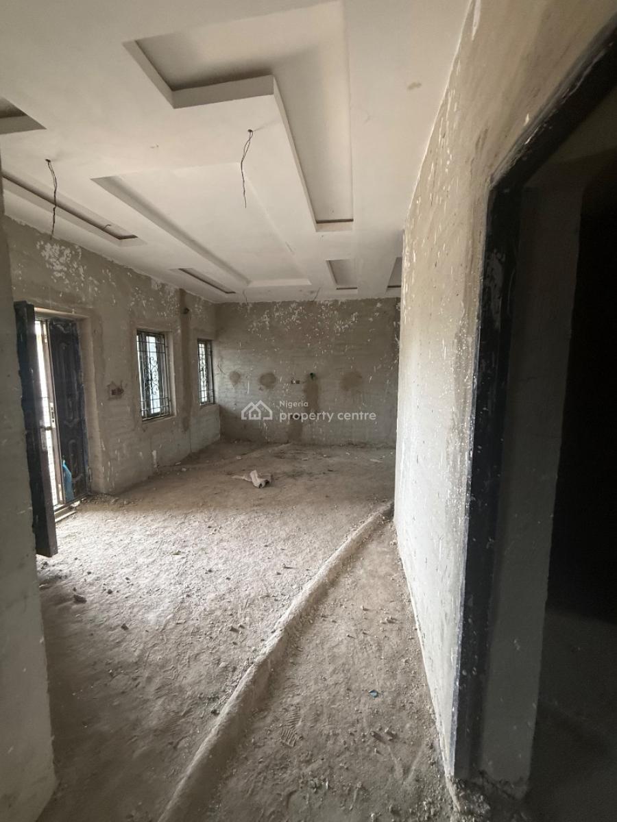 a Standard Distressed Offer, Fo1 Layout, Kubwa, Abuja, Flat / Apartment for Sale