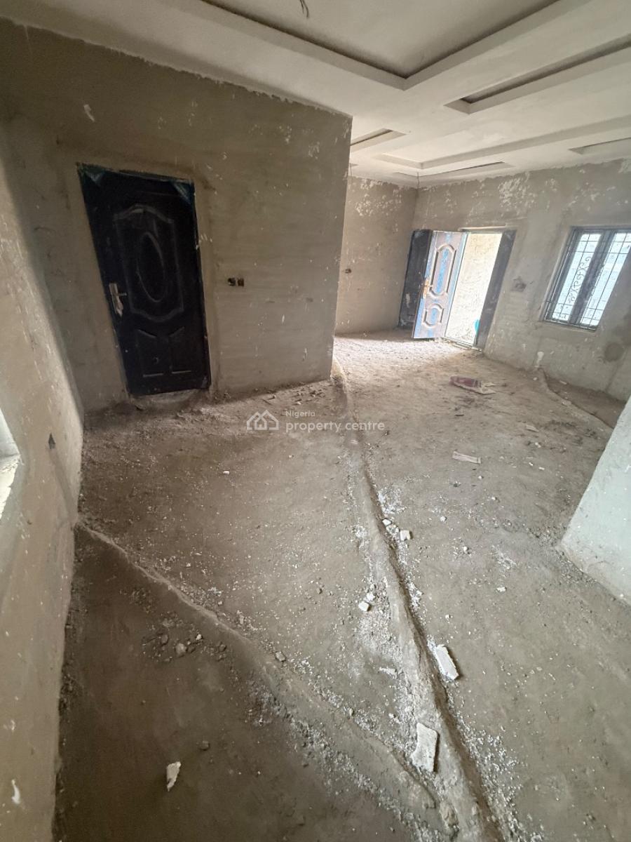 a Standard Distressed Offer, Fo1 Layout, Kubwa, Abuja, Flat / Apartment for Sale