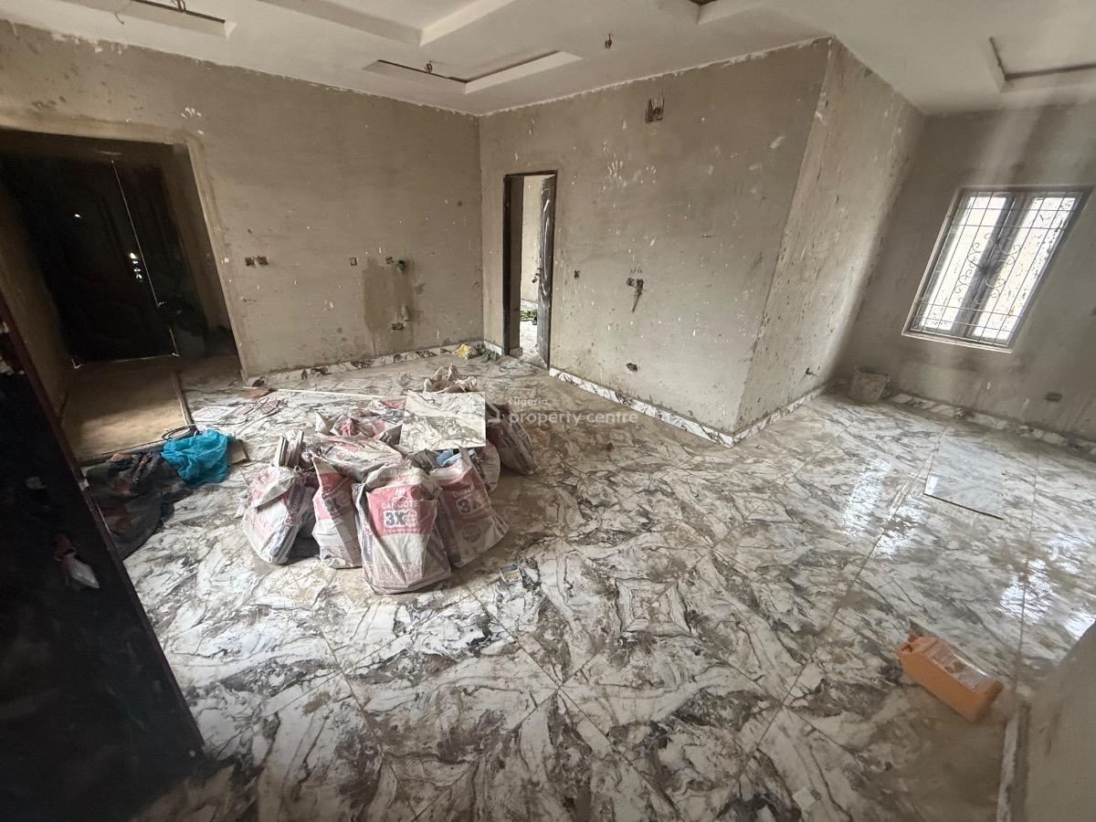 a Standard Distressed Offer, Fo1 Layout, Kubwa, Abuja, Flat / Apartment for Sale