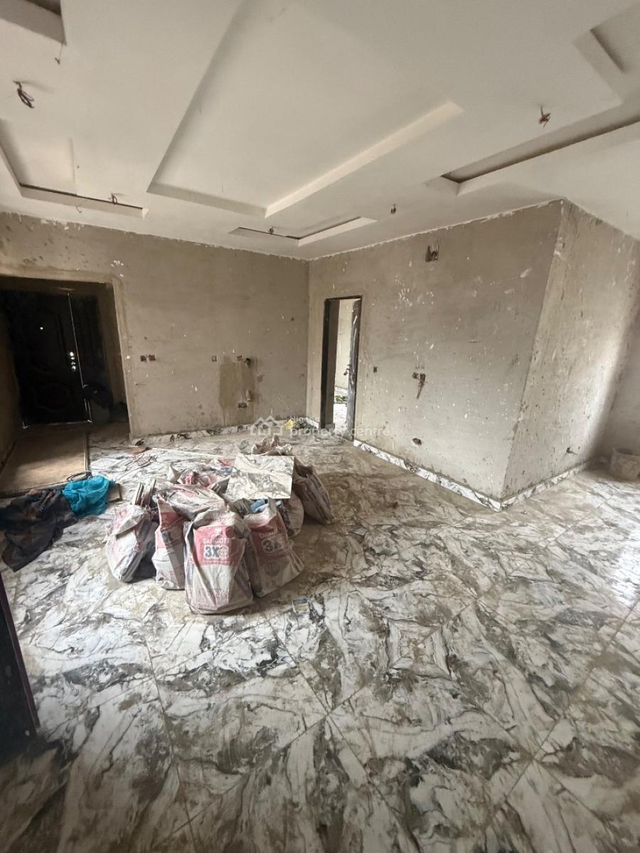 a Standard Distressed Offer, Fo1 Layout, Kubwa, Abuja, Flat / Apartment for Sale