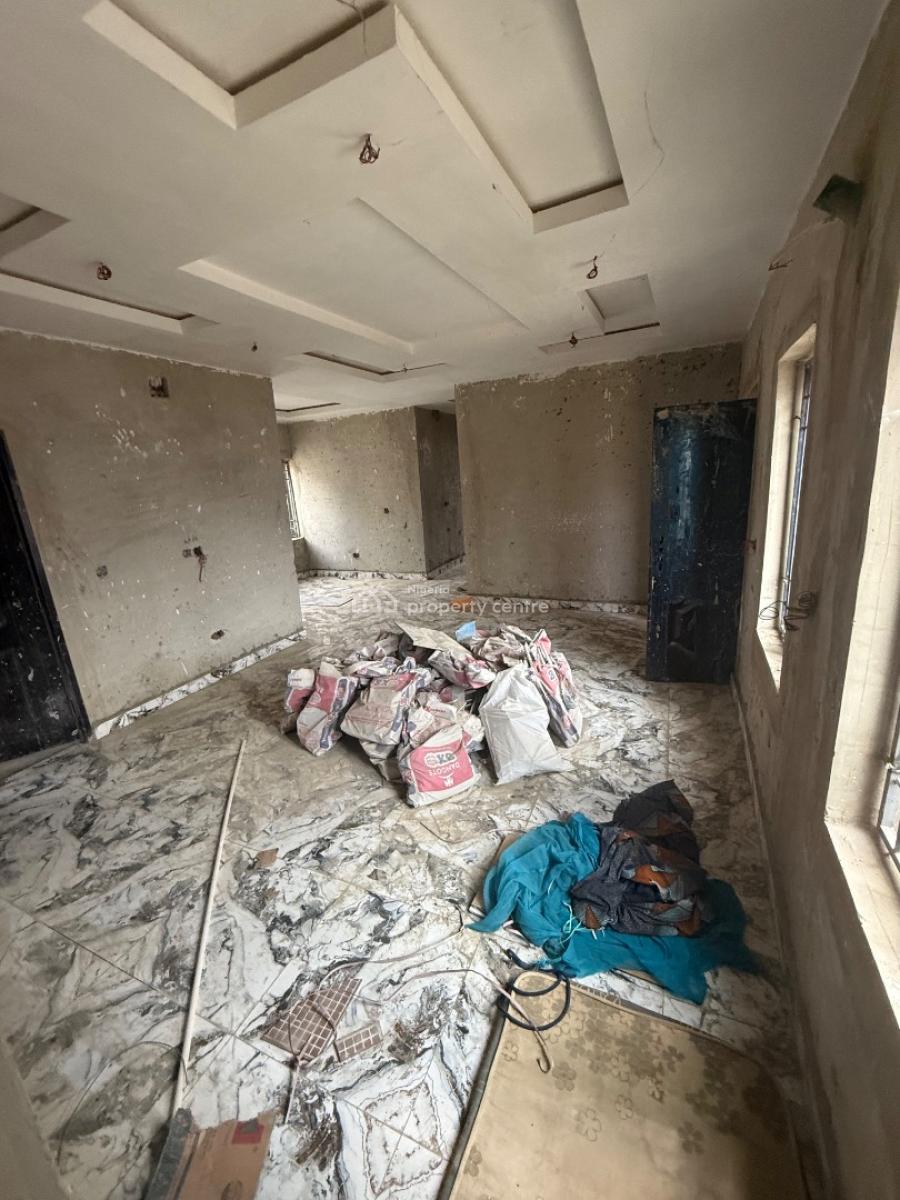 a Standard Distressed Offer, Fo1 Layout, Kubwa, Abuja, Flat / Apartment for Sale