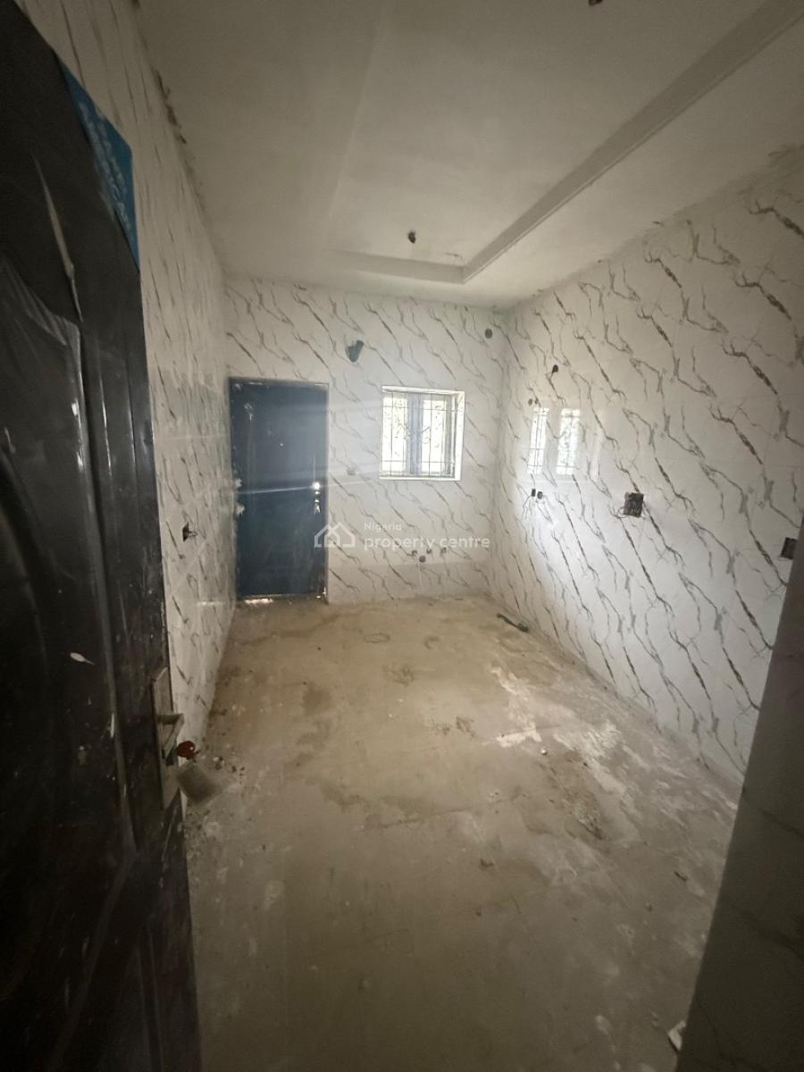a Standard Distressed Offer, Fo1 Layout, Kubwa, Abuja, Flat / Apartment for Sale