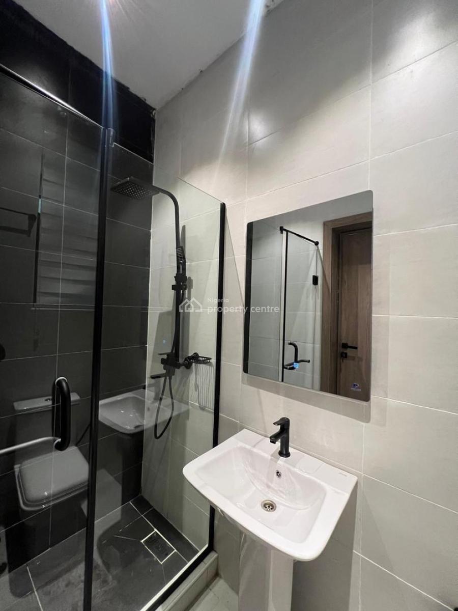 a Brand New Luxury 2 Bedroom with 2 Balconies, Ps5, Gym, Smart Door, Lekki Phase 1, Lekki, Lagos, Flat / Apartment Short Let