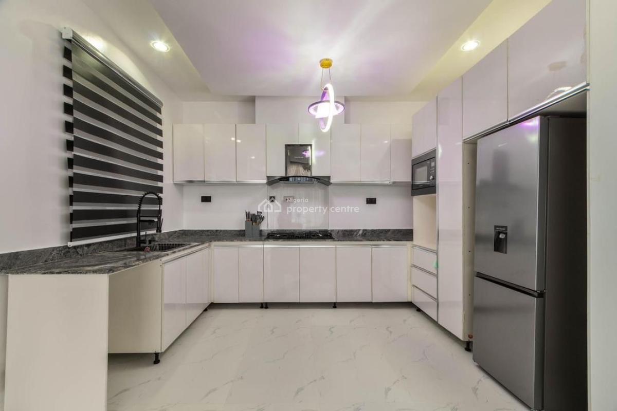 a Brand New Luxury 2 Bedroom with 2 Balconies, Ps5, Gym, Smart Door, Lekki Phase 1, Lekki, Lagos, Flat / Apartment Short Let