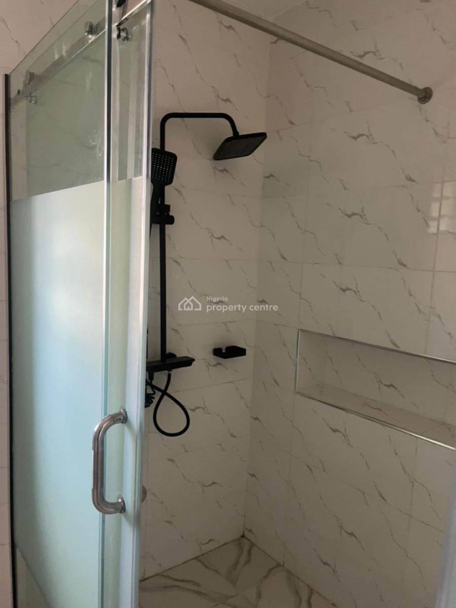 Well Built 2 Bedroom Apartment Airbnb Perfect, Gilmore, Jahi, Abuja, Flat / Apartment for Rent