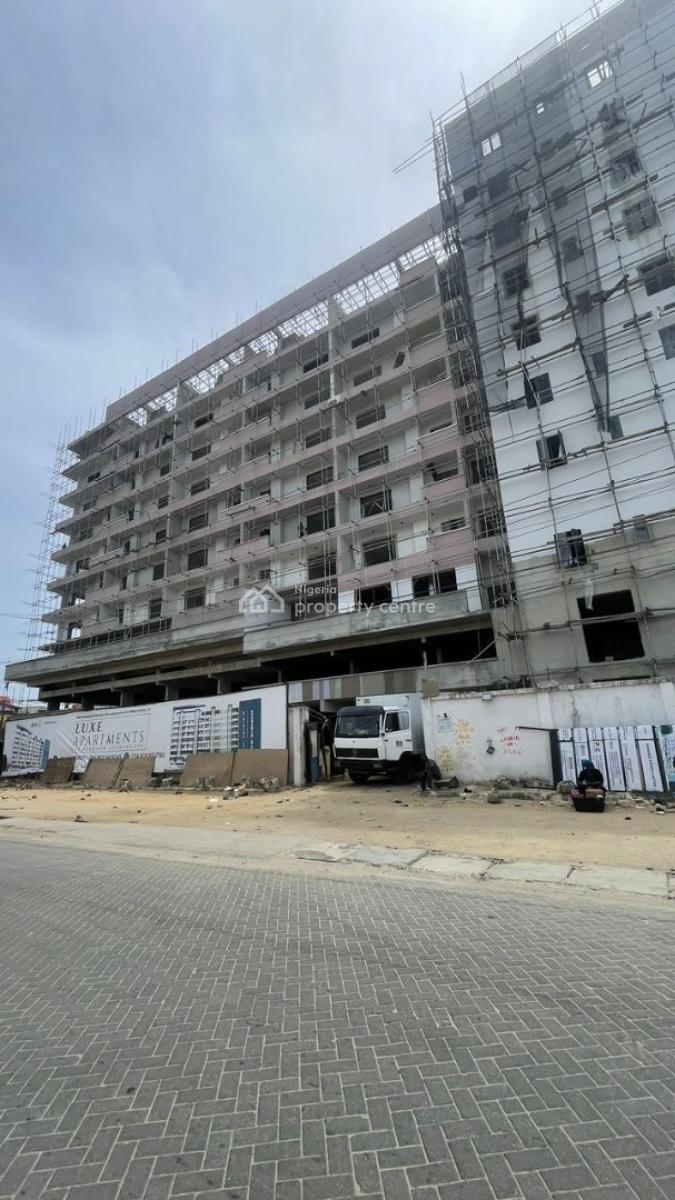 a 1-bedroom Apartment with Gym, Lekki Phase 1, Lekki, Lagos, Flat / Apartment for Sale