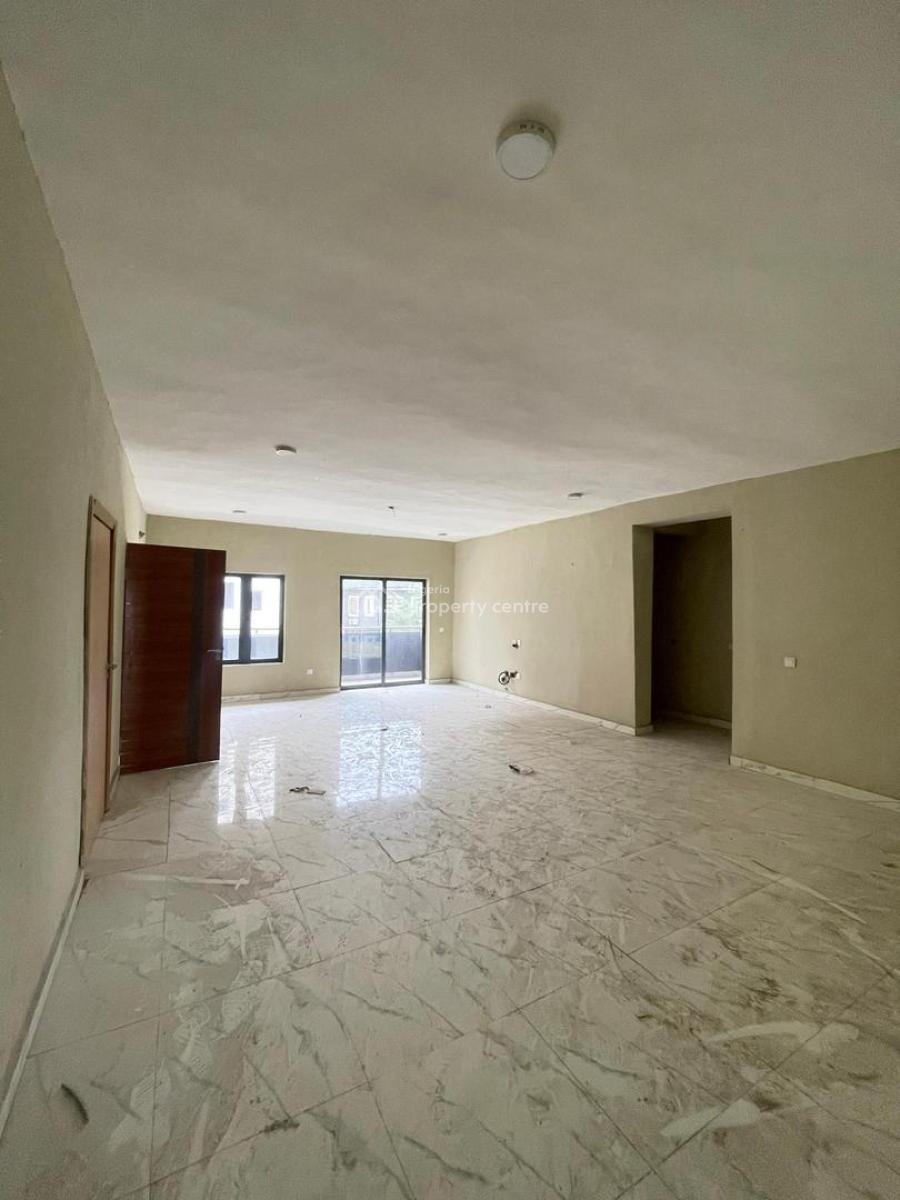 Beautifully Constructed 3 Bedroom Apartment, Generously Sized Living Area,high-speed Fibre Network, Private Bath, Surulere, Lagos, Flat / Apartment for Sale