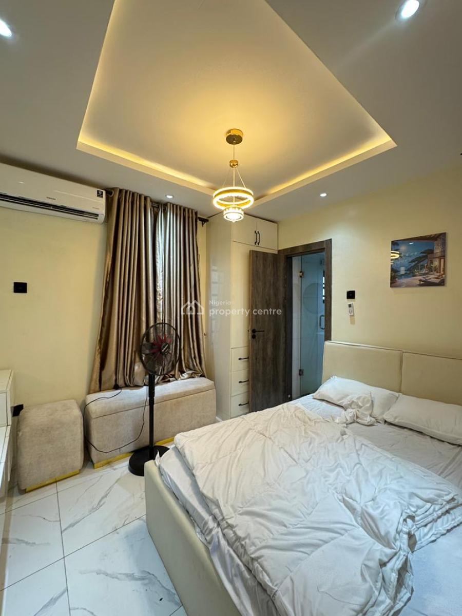 Exquisitely Fully Furnished 3 Bedroom Apartment in a Good Locations, Surulere, Lagos, Block of Flats for Sale