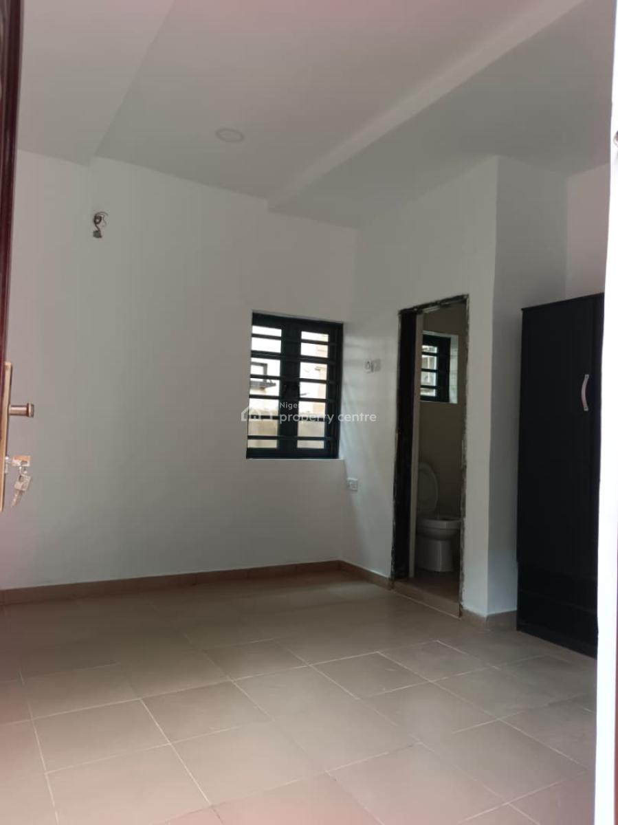 Newly Built Miniflat, Oshinfolarin Street,, Bariga, Shomolu, Lagos, Mini Flat (room and Parlour) for Rent