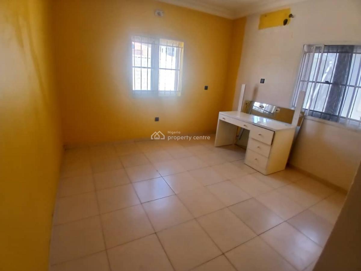 3 Bedroom Flat, Off Adewunmi Adebimpe Street, Lekki Phase 1, Lekki, Lagos, Flat / Apartment for Rent