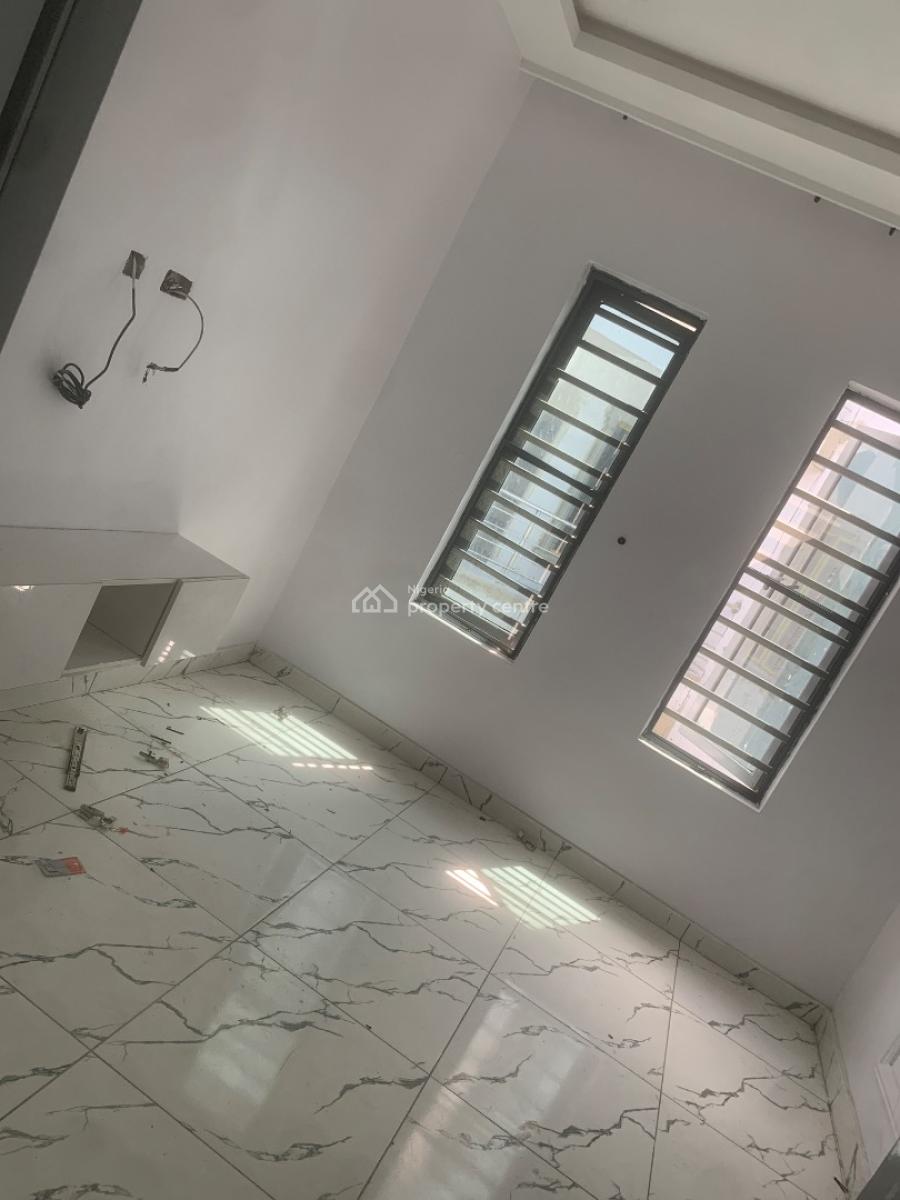 Mini Flat with Shared Kitchen, Chevon, Lekki Phase 1, Lekki, Lagos, Mini Flat (room and Parlour) for Rent