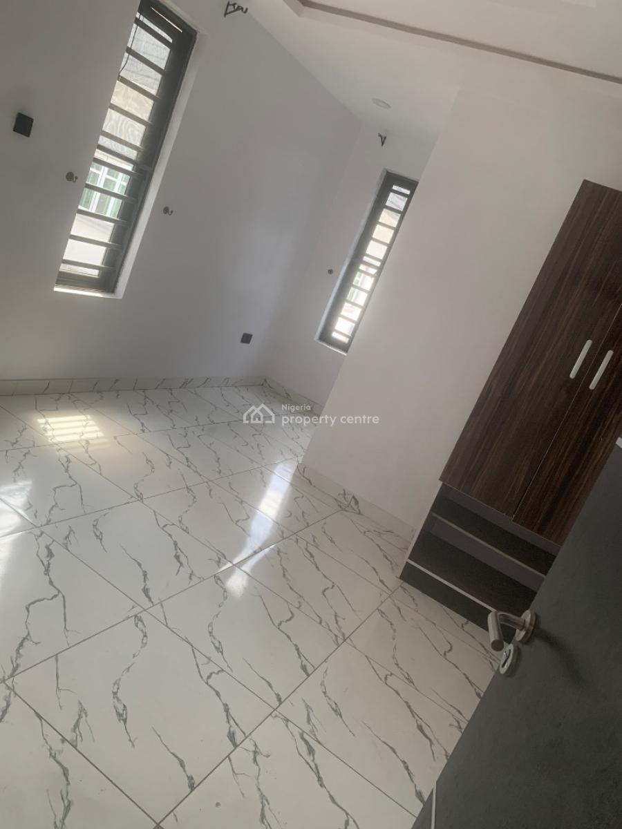 Mini Flat with Shared Kitchen, Chevon, Lekki Phase 1, Lekki, Lagos, Mini Flat (room and Parlour) for Rent