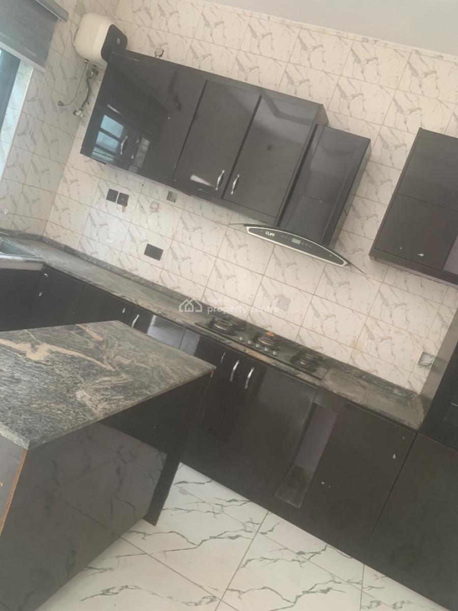 Mini Flat with Shared Kitchen, Chevon, Lekki Phase 1, Lekki, Lagos, Mini Flat (room and Parlour) for Rent