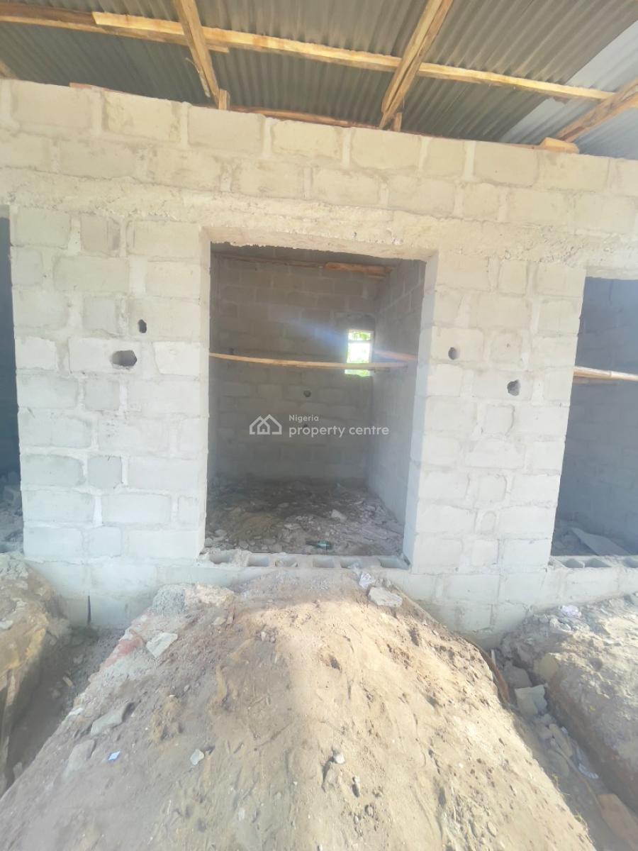 Shop By The Road, Gbetu, Awoyaya, Ibeju Lekki, Lagos, Shop for Rent