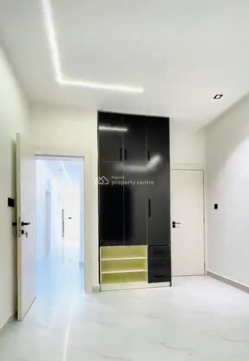 a 5 Bedroom Duplex, Lekki Phase 2, Ajah, Lagos, Detached Duplex for Sale
