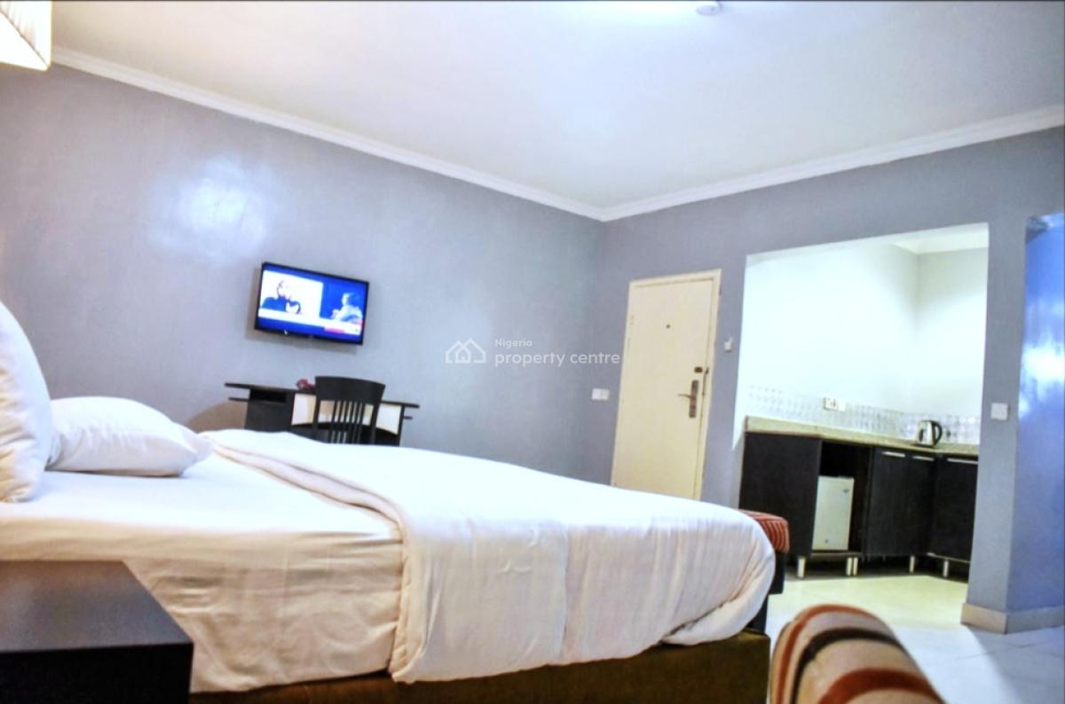 16 Rooms Hotel, Victoria Island (vi), Lagos, Office Space for Sale