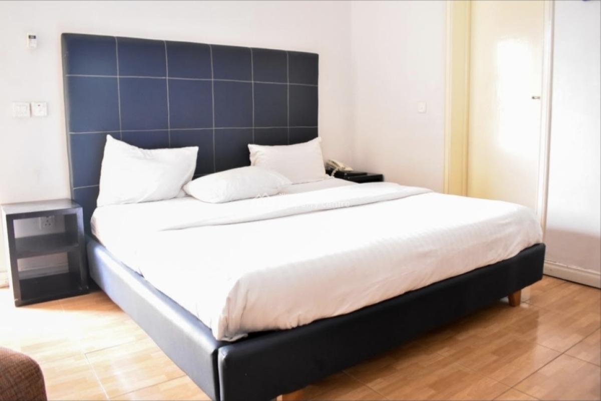 16 Rooms Hotel, Victoria Island (vi), Lagos, Office Space for Sale