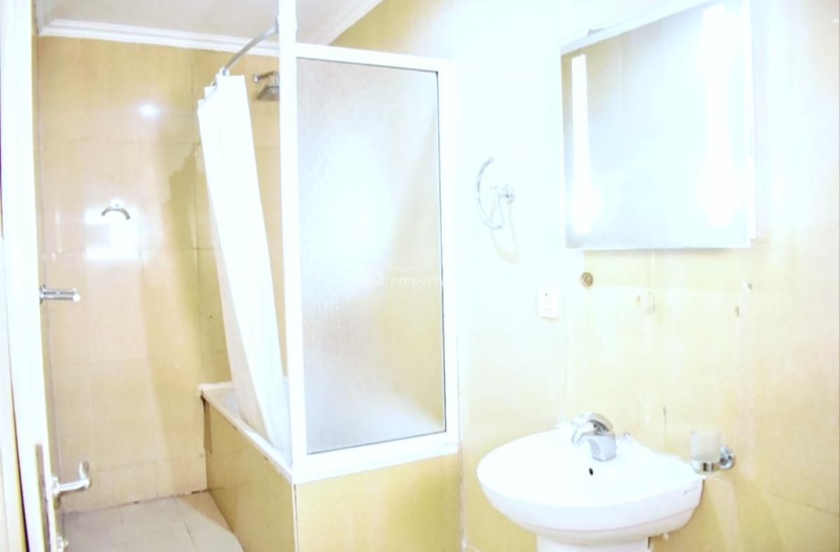 16 Rooms Hotel, Victoria Island (vi), Lagos, Office Space for Sale