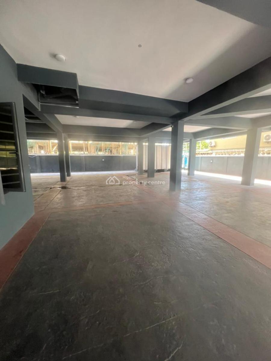 2 Bedroom Apartment with a Gym, Pool and Fitted Kitchen, Lekki Phase 1, Lekki, Lagos, Flat / Apartment for Sale