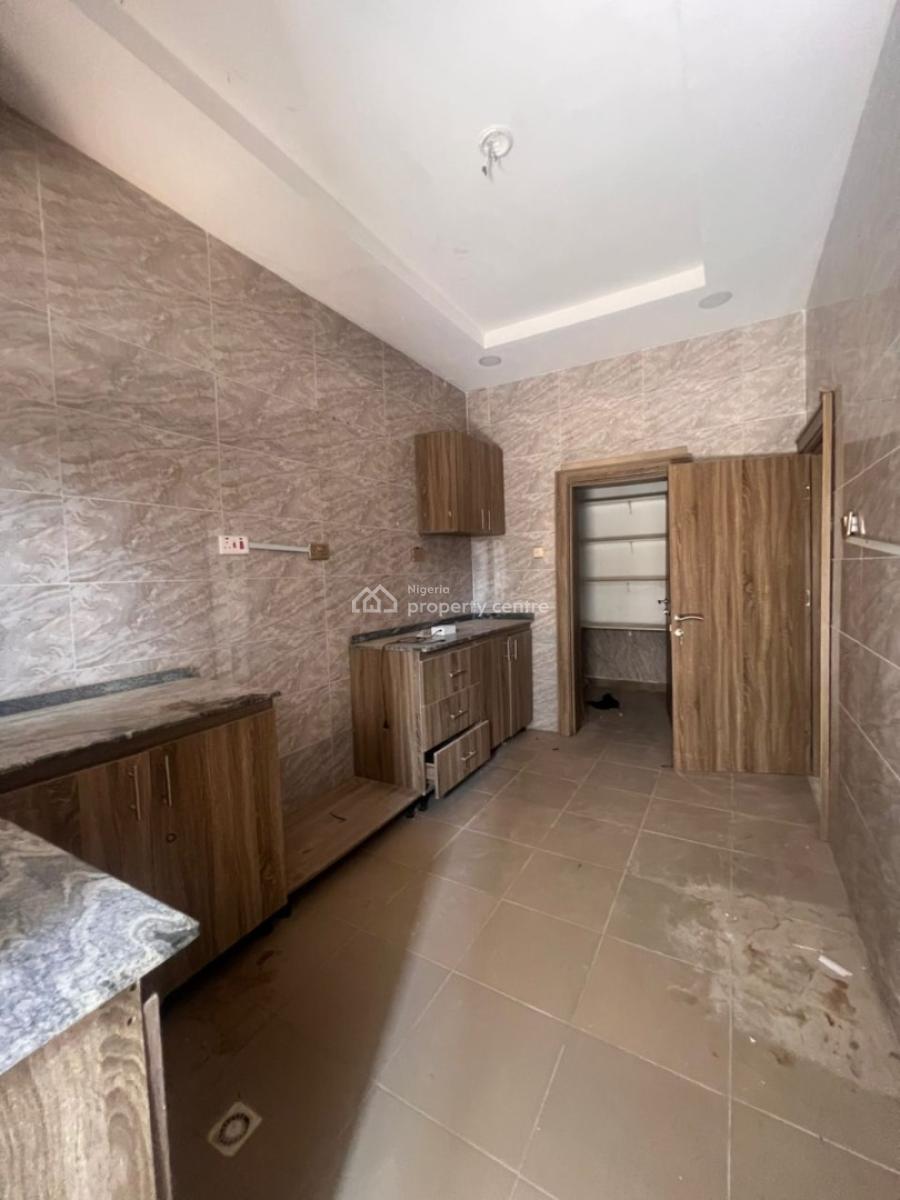 a Well-built Spacious 2-bedroom Flat, Jahi, Abuja, Flat / Apartment for Rent