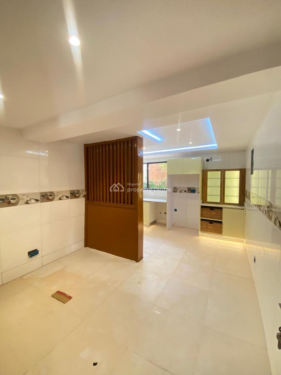Spacious 2 Bedroom Apartment, Victoria Island (vi), Lagos, Flat / Apartment for Rent
