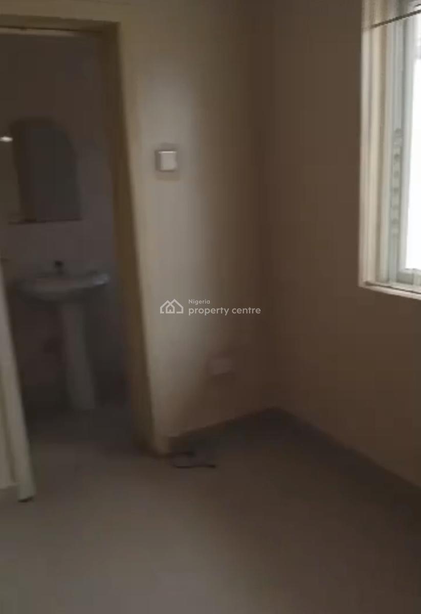 Lovely 3bedroom Flat Ground Floor Readily Available for Urgent Uptake., Secured Place, Ologolo, Lekki, Lagos, Flat / Apartment for Rent