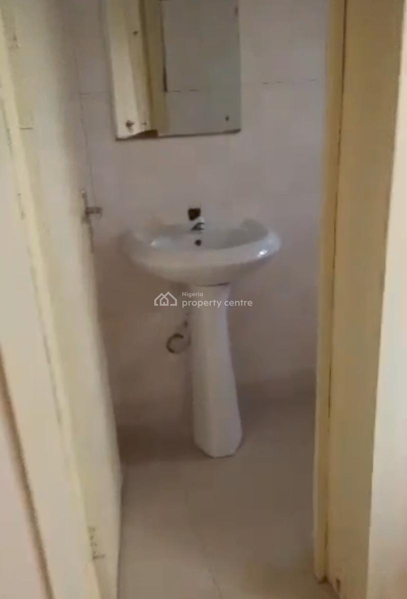 Lovely 3bedroom Flat Ground Floor Readily Available for Urgent Uptake., Secured Place, Ologolo, Lekki, Lagos, Flat / Apartment for Rent