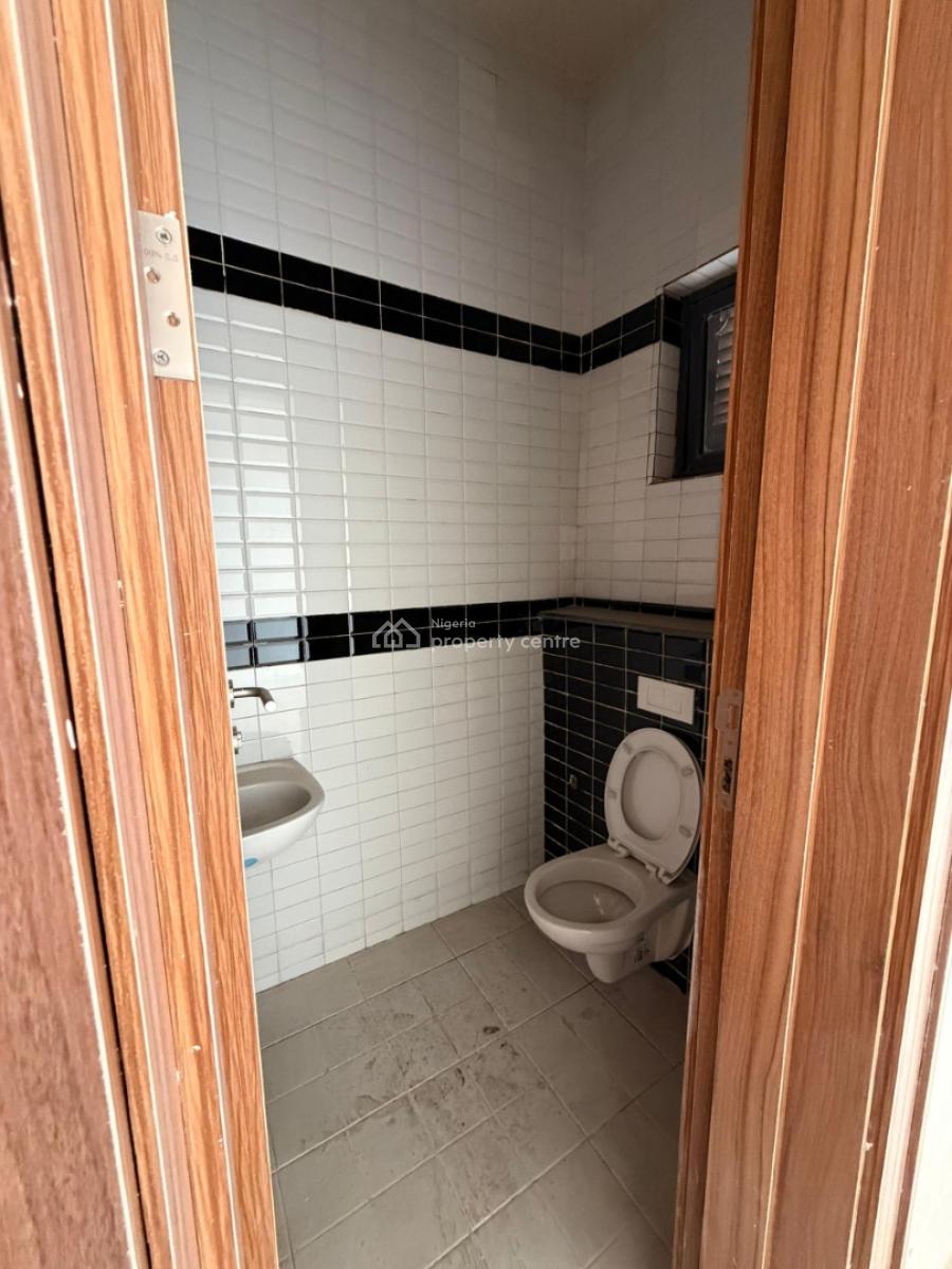 Commercial Office Or Retail Space Wuse 2, Wuse 2, Abuja, Plaza / Complex / Mall for Rent