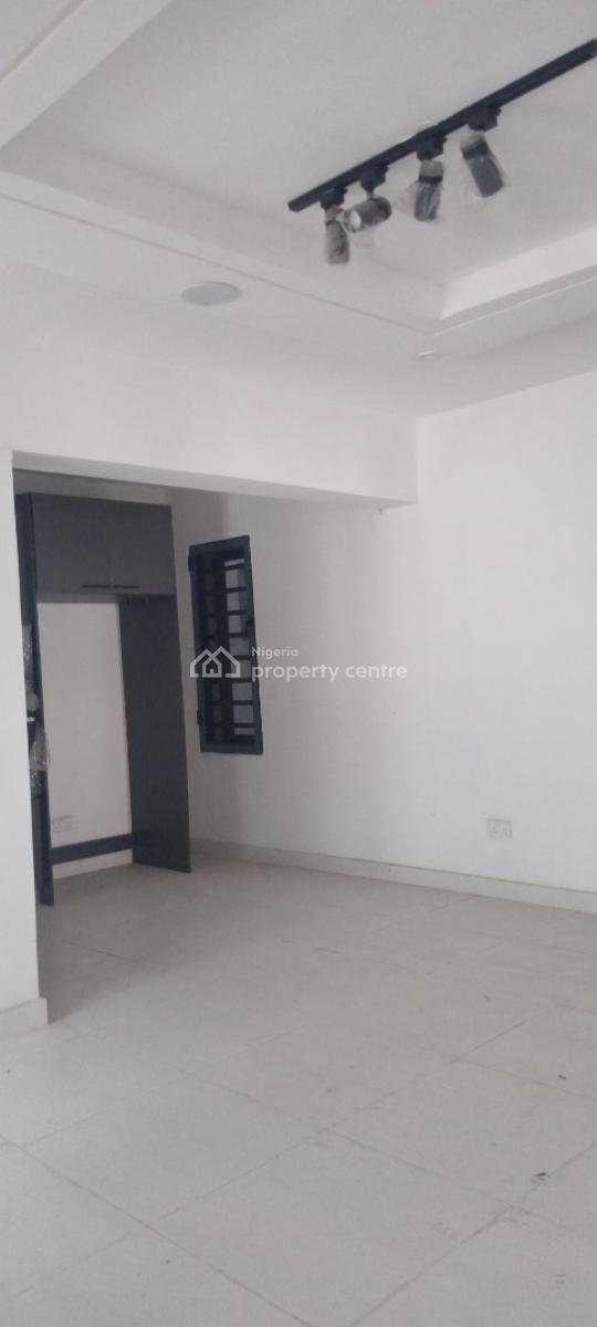 Now Available, Lekki County, Ikota, Lekki, Lagos, Flat / Apartment for Sale