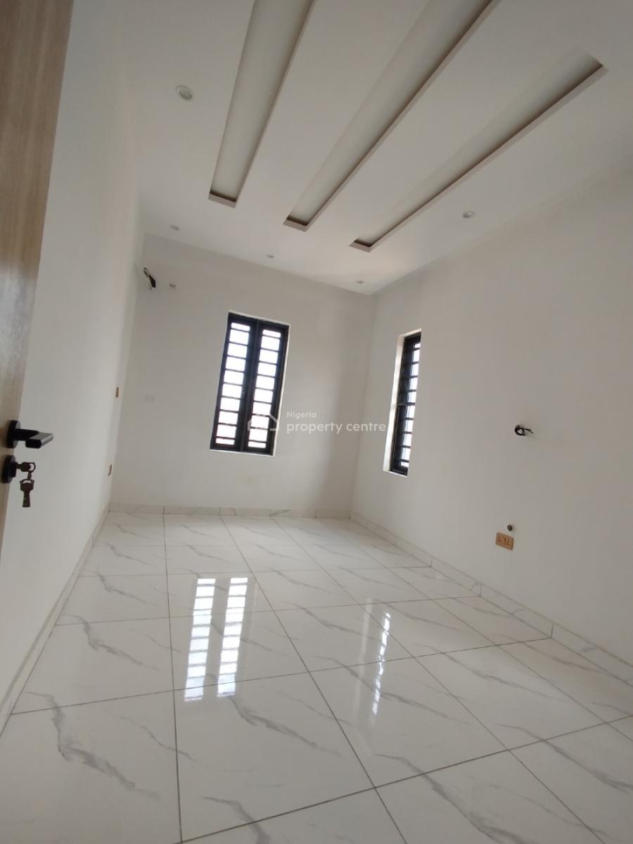 3 Bedroom Detached House, Omole Extension, Omole Phase 1, Ikeja, Lagos, Semi-detached Duplex for Sale