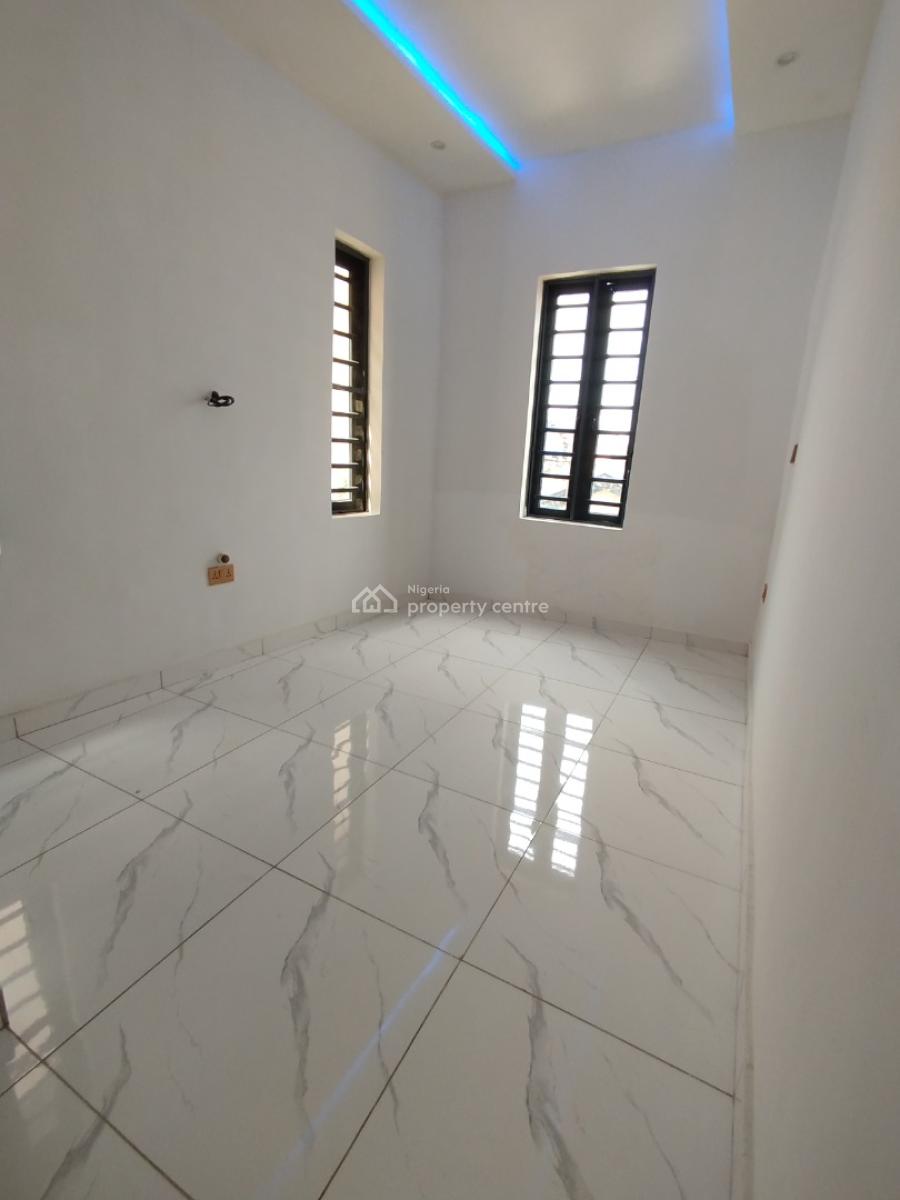 3 Bedroom Detached House, Omole Extension, Omole Phase 1, Ikeja, Lagos, Semi-detached Duplex for Sale