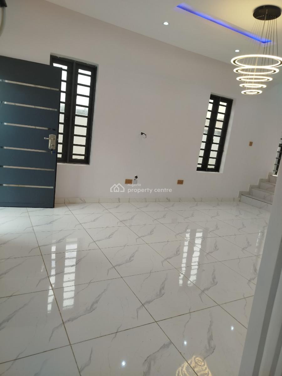 3 Bedroom Detached House, Omole Extension, Omole Phase 1, Ikeja, Lagos, Semi-detached Duplex for Sale