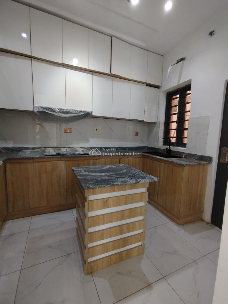 3 Bedroom Detached House, Omole Extension, Omole Phase 1, Ikeja, Lagos, Semi-detached Duplex for Sale