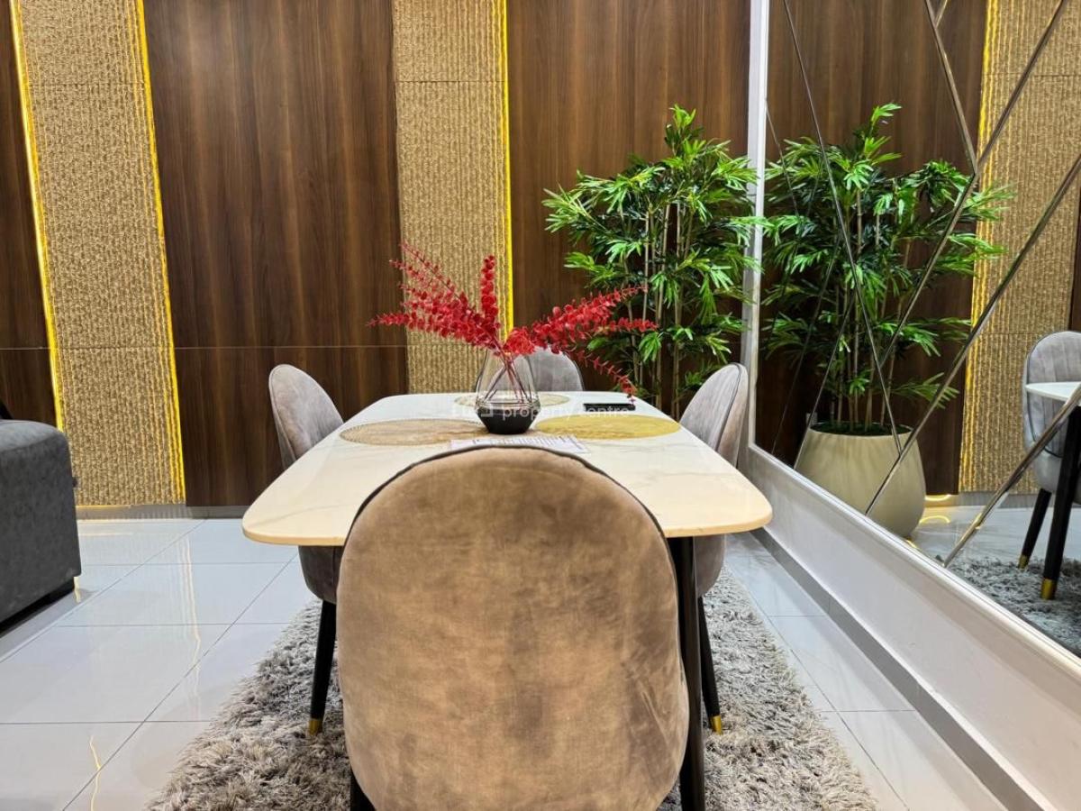 Fully Furnished Waterfront Pent Floor 2 Bedroom Available, Off Admiralty, Lekki Phase 1, Lekki, Lagos, Flat / Apartment for Rent