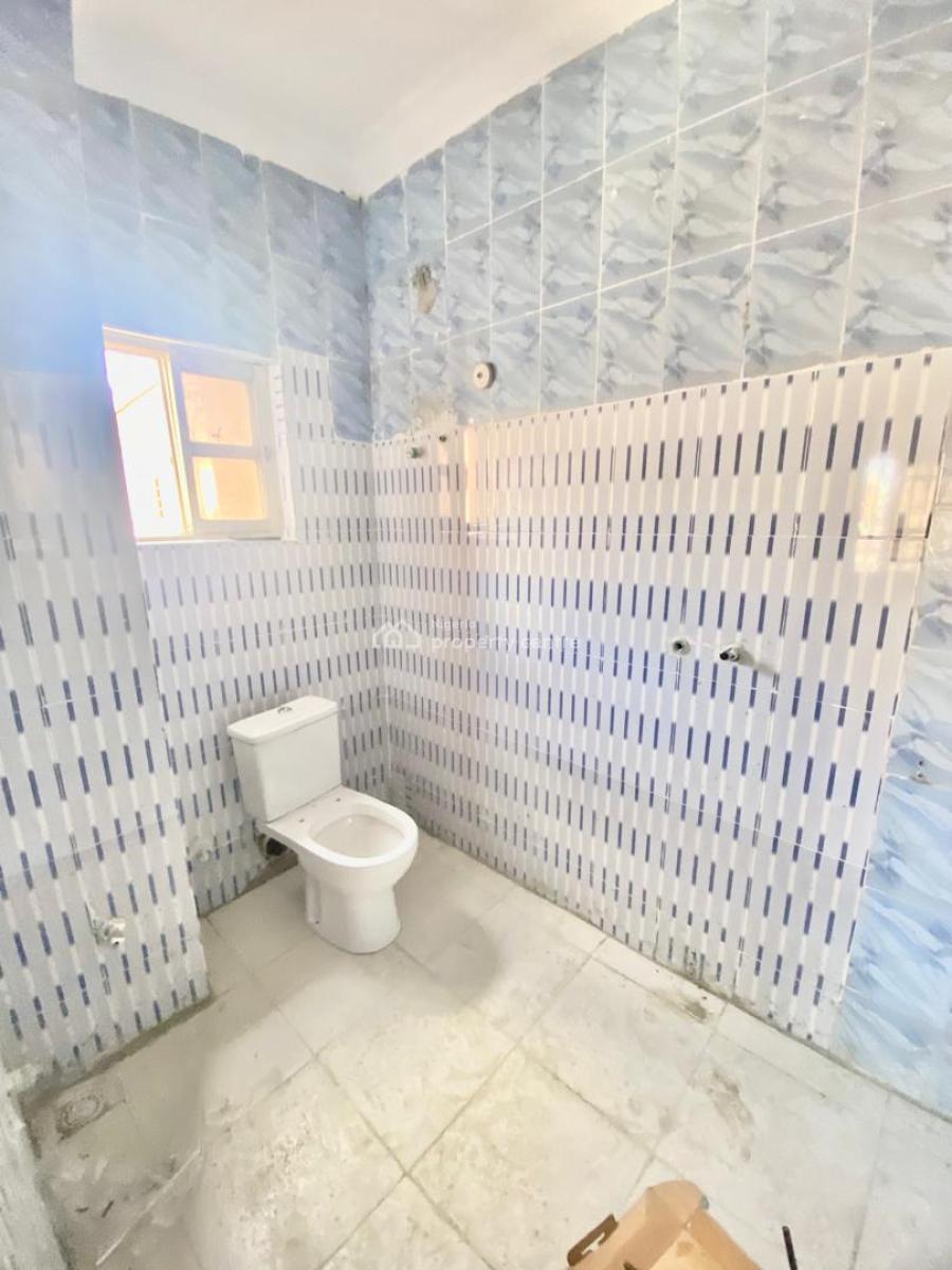a Standard Well Renovated 3 Bedroom Flat, Abraham Adesanya, Ajah, Lagos, Flat / Apartment for Rent