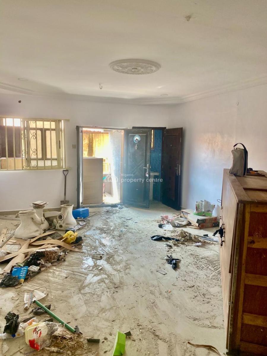 a Standard Well Renovated 3 Bedroom Flat, Abraham Adesanya, Ajah, Lagos, Flat / Apartment for Rent