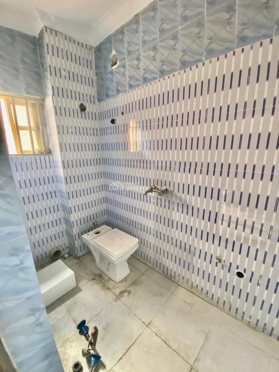 a Standard Well Renovated 3 Bedroom Flat, Abraham Adesanya, Ajah, Lagos, Flat / Apartment for Rent