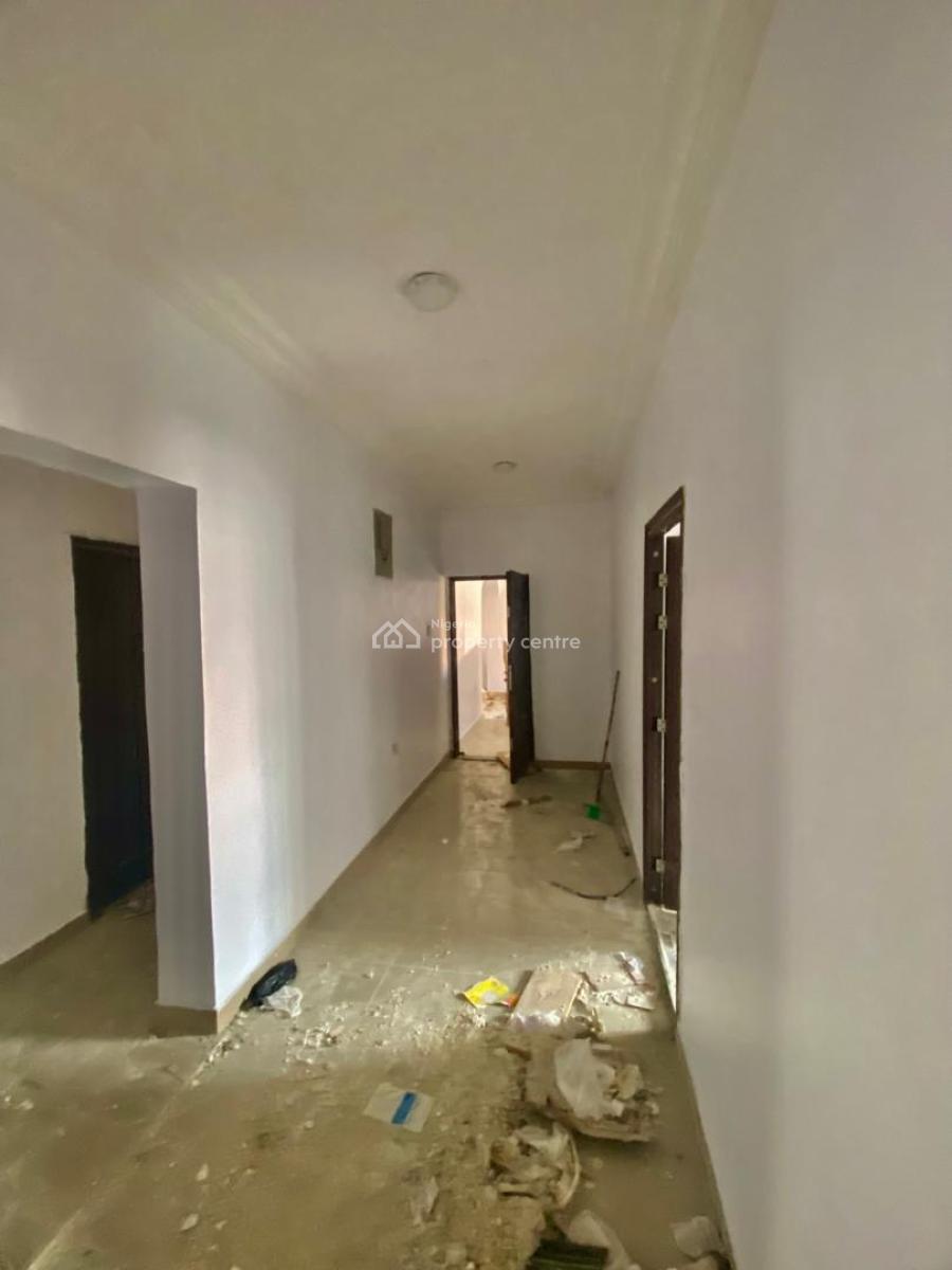 a Standard Well Renovated 3 Bedroom Flat, Abraham Adesanya, Ajah, Lagos, Flat / Apartment for Rent