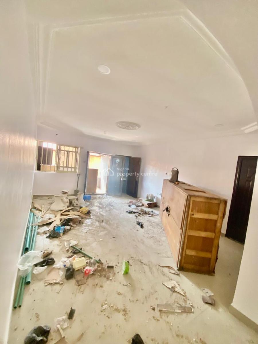 a Standard Well Renovated 3 Bedroom Flat, Abraham Adesanya, Ajah, Lagos, Flat / Apartment for Rent