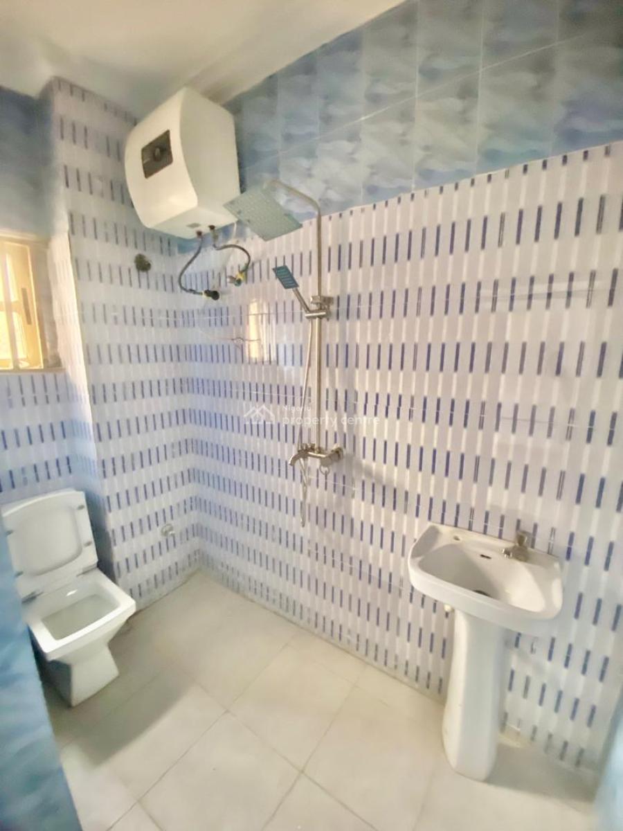a Standard Well Renovated 3 Bedroom Flat, Abraham Adesanya, Ajah, Lagos, Flat / Apartment for Rent
