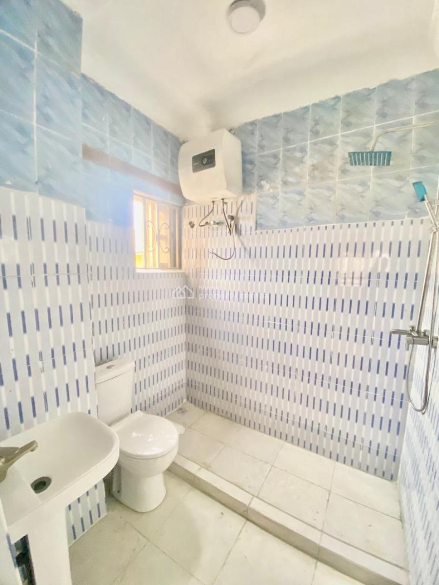 a Standard Well Renovated 3 Bedroom Flat, Abraham Adesanya, Ajah, Lagos, Flat / Apartment for Rent