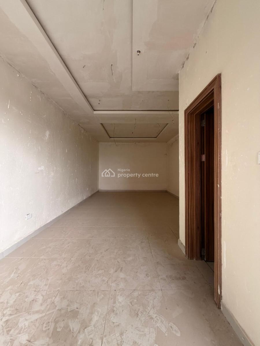 40sqm Shop/ Office Space on The Third Floor, Wuse 2, Abuja, Office Space for Rent