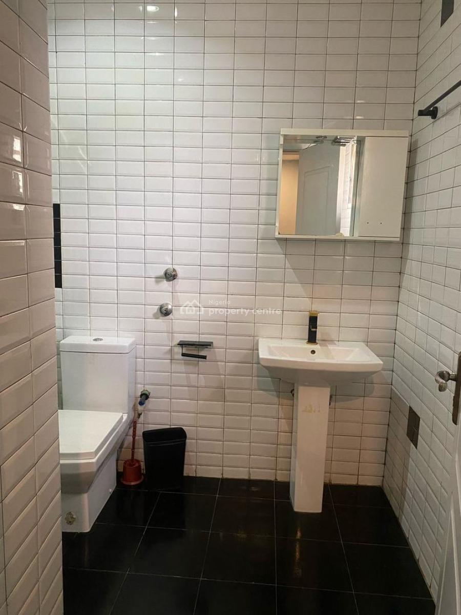Luxury 4 Bedroom Apartment with Housekeeping and Inbuilt Speaker, Self Compound, En Suite Rooms,wi Fi , Netflix, Ikeja, Lagos, Flat / Apartment Short Let