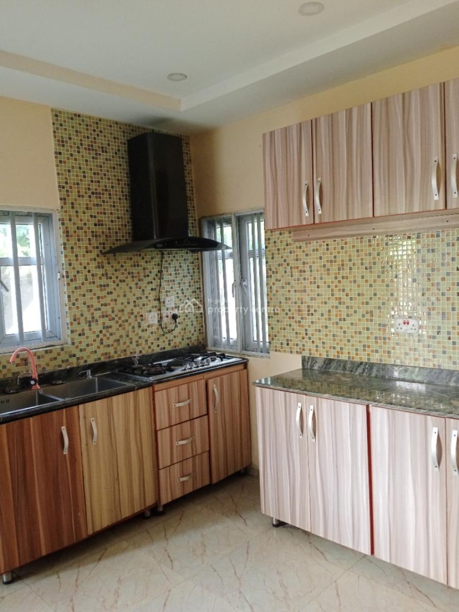 Luxurious 2 Bedroom Apartment, Unity Estate Nnpc Ibeju Lekki, Ibeju Lekki, Lagos, Flat / Apartment for Rent