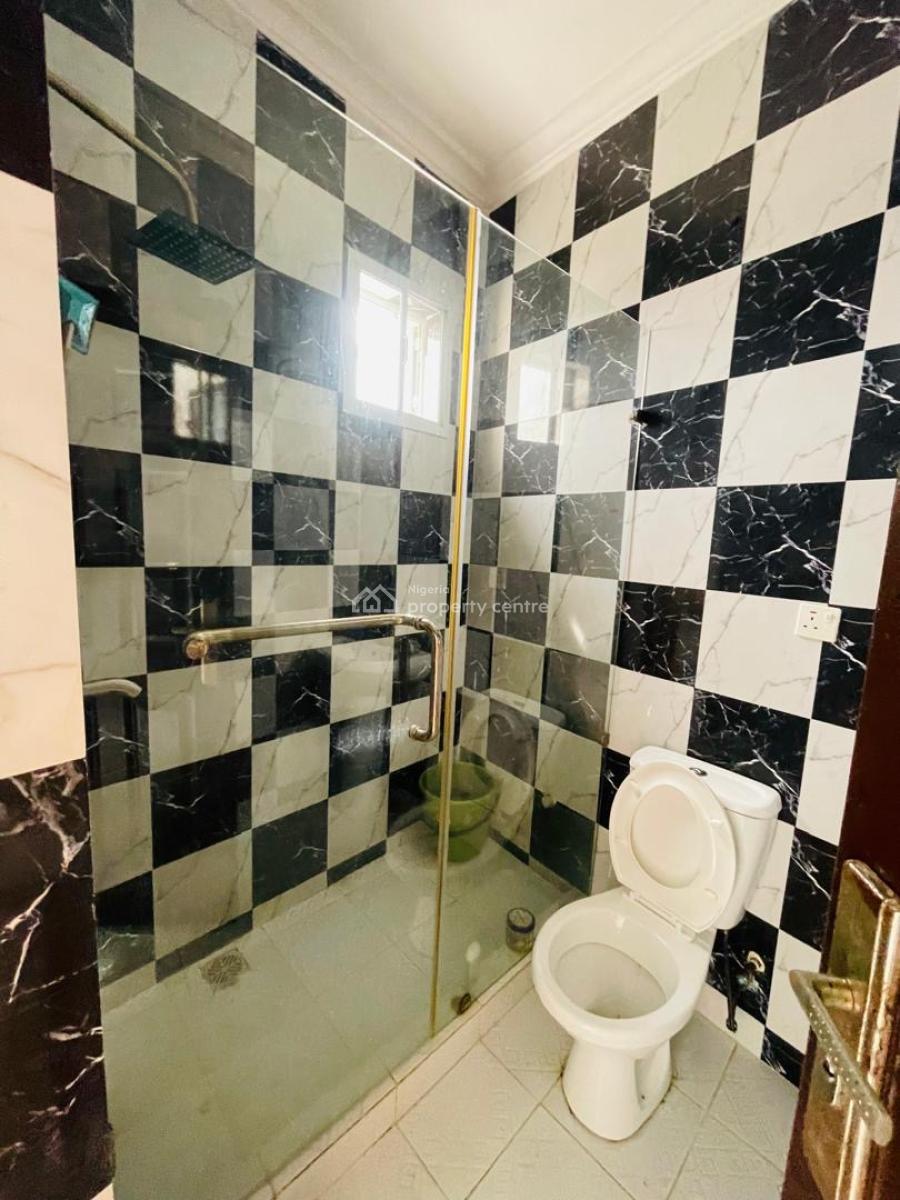 Fully Serviced  Unfurnished 3 Bedroom Flat, Lekki, Lagos, Flat / Apartment for Rent