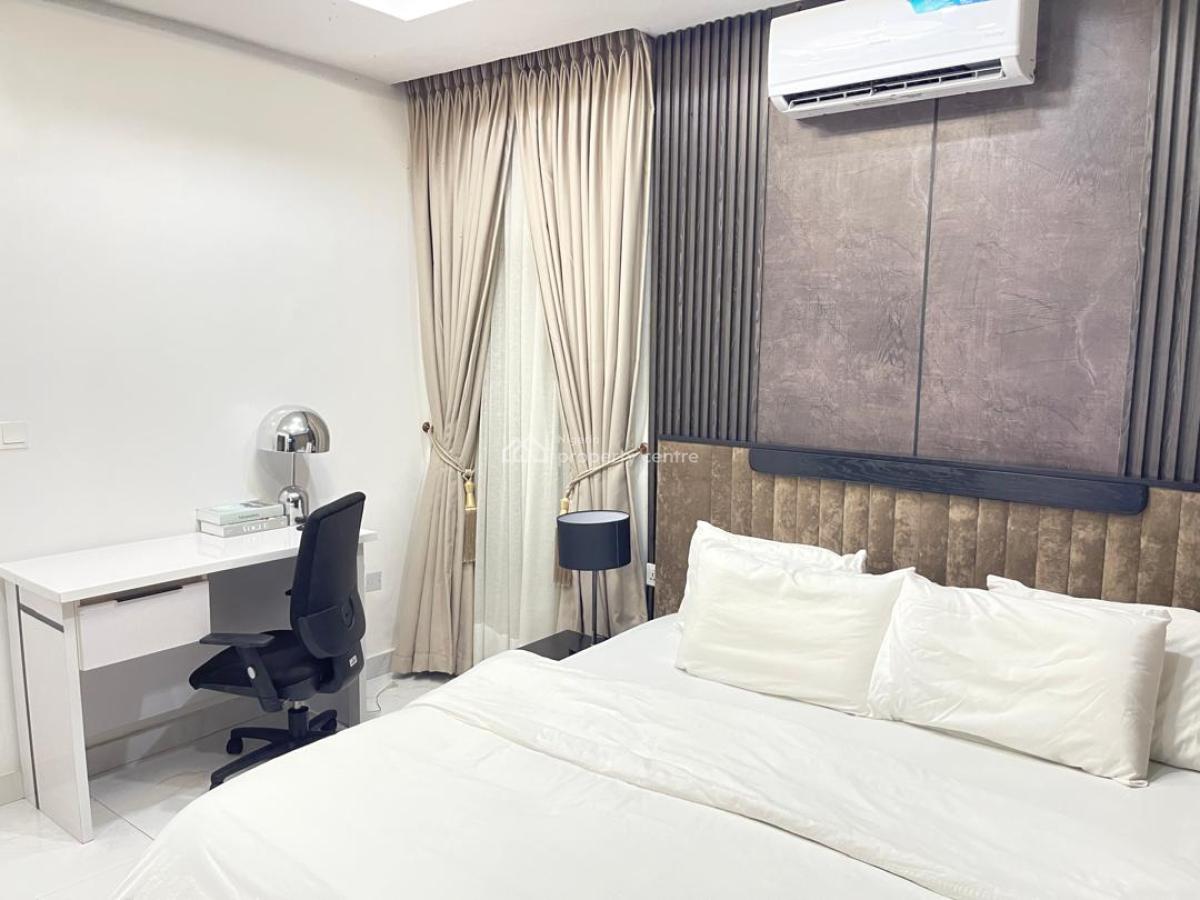 Luxury Premium 2 Bedroom Apartment with Swimming Pool and Bar, Unlimited Wifi,board Games, Cleaners Available, Ikate, Lekki, Lagos, Flat / Apartment Short Let